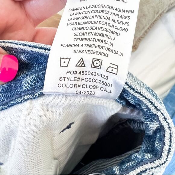 NWT Joe’s Jeans The HR Mini Skirt in Close Call Raw Hem Mini Denim 24 - Picture 6 of 6